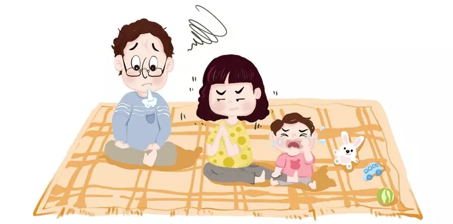 孩子哭闹时，高情商的父母肯定会做这件事！1.webp.jpg